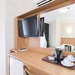 Deniz Hotel 3*