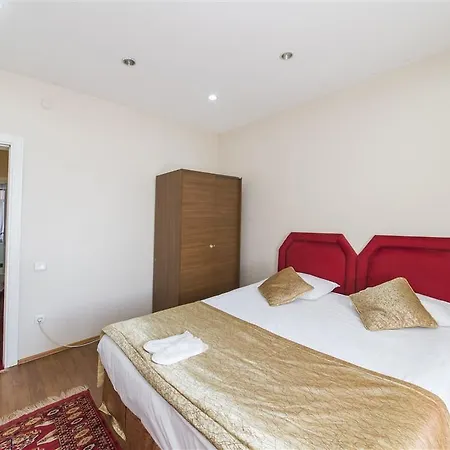 데니즈 하우스 3* 이스탄불