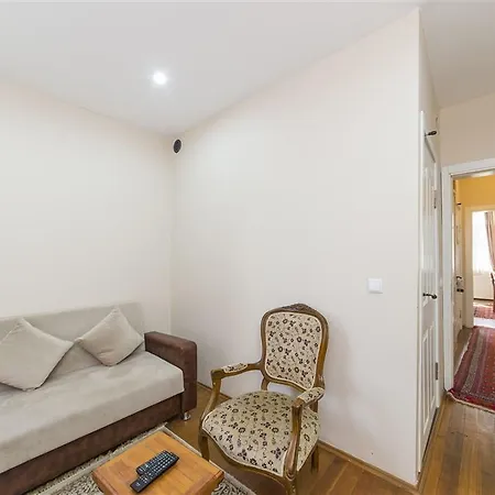 데니즈 하우스 3*