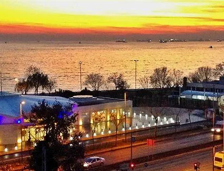 Отель Deniz