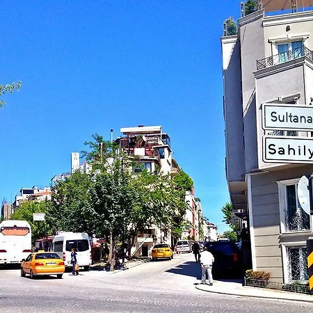 데니즈 하우스 호텔 3*