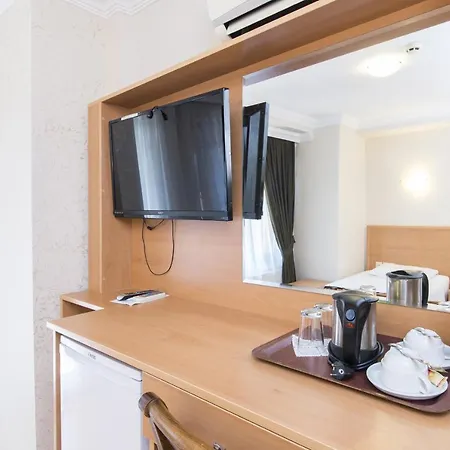 Deniz Hotel 3*